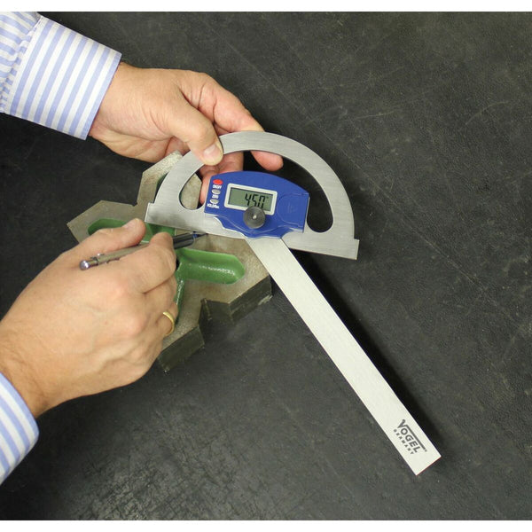 V4HD30980B88F41F45E55E9ED8BFD04B95CR6975473P4