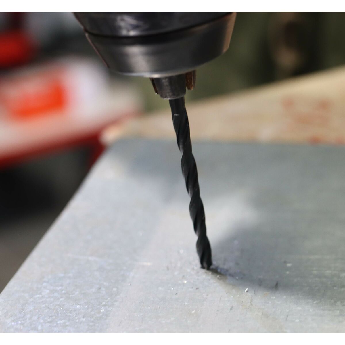 V9HEE24992400D68778BF2F5A1A28F7014DR3448355P6