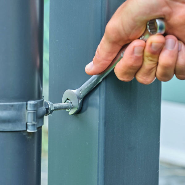 V5H9E80739D3AB8137231F69F14FEE8F1A0R5837214P9