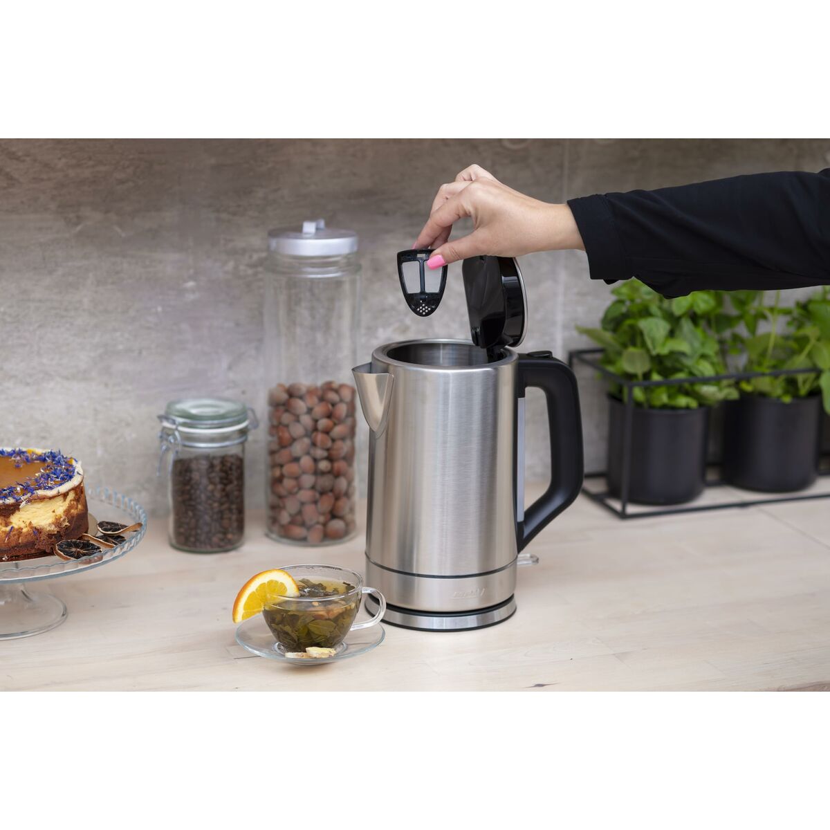 V8H93EB6C3CEF423492595C3A4B8D7B1B6CR6553859P8