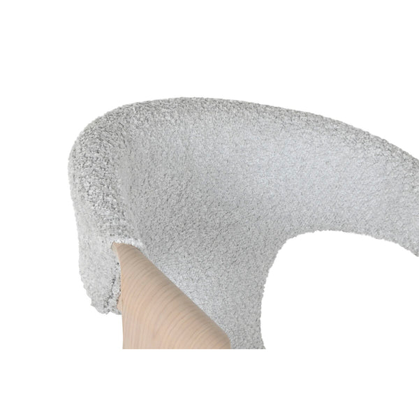 V8HDD68B25B3B69433525C644A5C28593A5R6384970P5