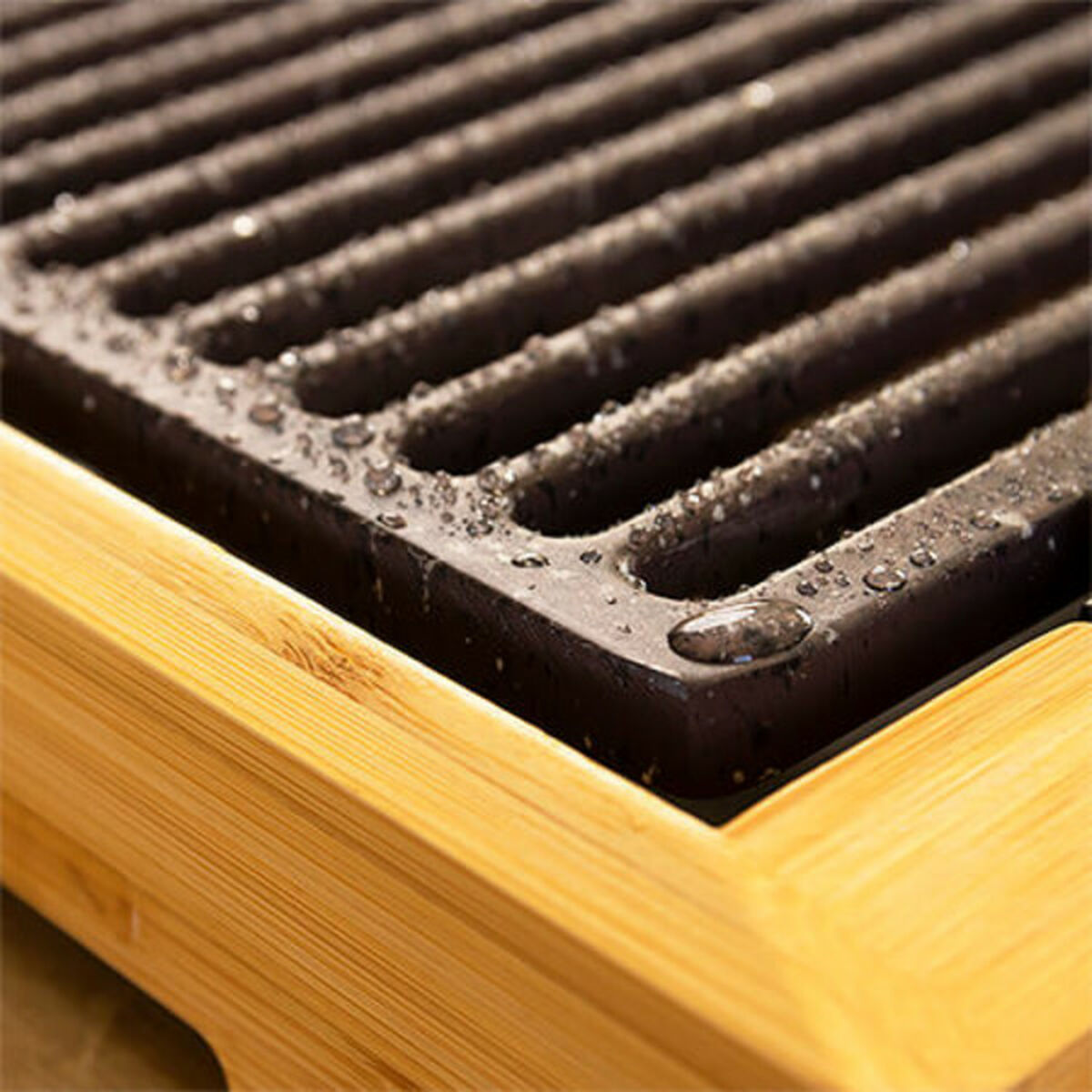 V13H895A817E53368AF6A75B81DC15A82D1CR3218179P6