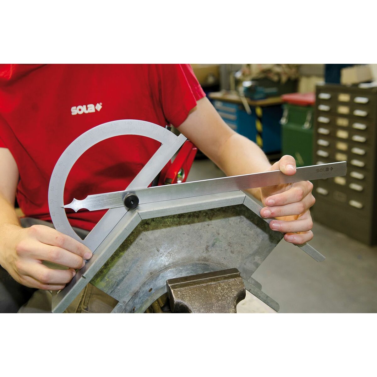 V4H49362FB8586D10AC86F167A5E8808959R6975412P3