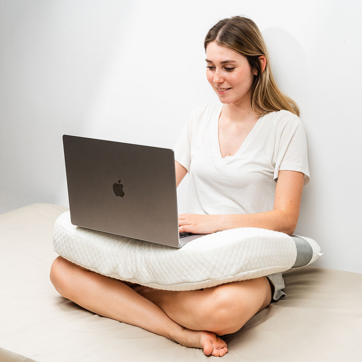 V8H870E7B739F8AE53593A2DEF061B12171R5434347P6